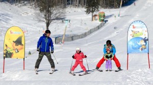 Gleich sieben Erlebnispisten warten in Ramsau auf die jünsten Skifahrer.  Foto: photo-austria.at Martin Huber