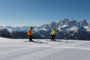 Flotte Schwünge im Schnee. Foto: TVB Hochpustertal