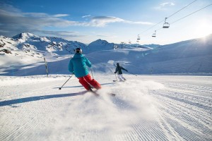 Die Zillertal Arena Abfahrt bietet Österreichs meiste Höhenmeter. Foto: Johannes Sautner